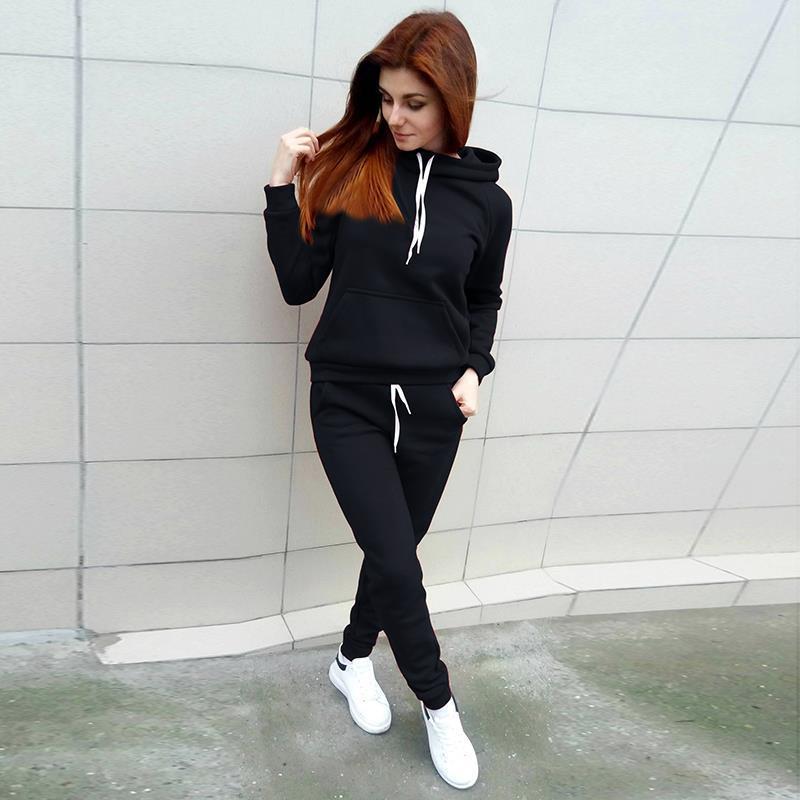 Casual Women's Jogging Hoodie and Trousers Set